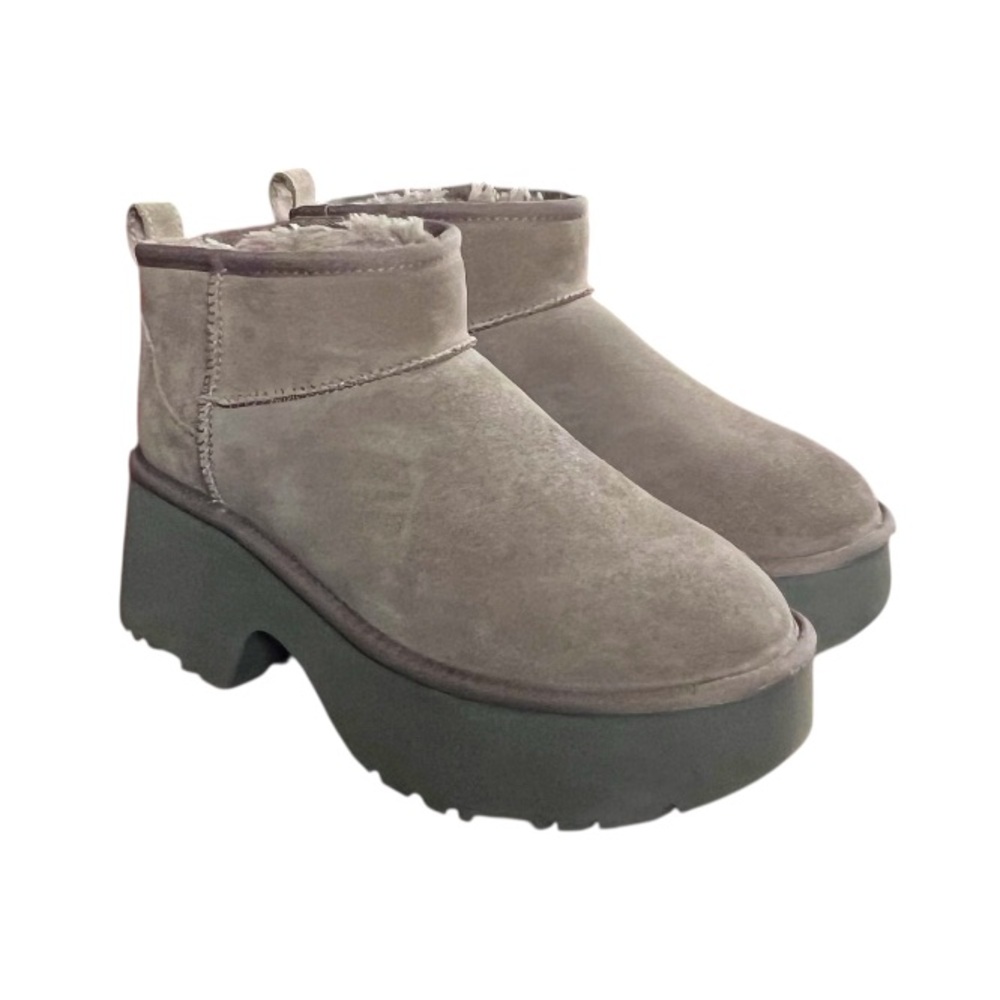 UGG CLASSIC ULTRA MINI NEW HEIGHTS HICKORY‎ BROWN SUEDE PLATFORM BOOTS Size 10